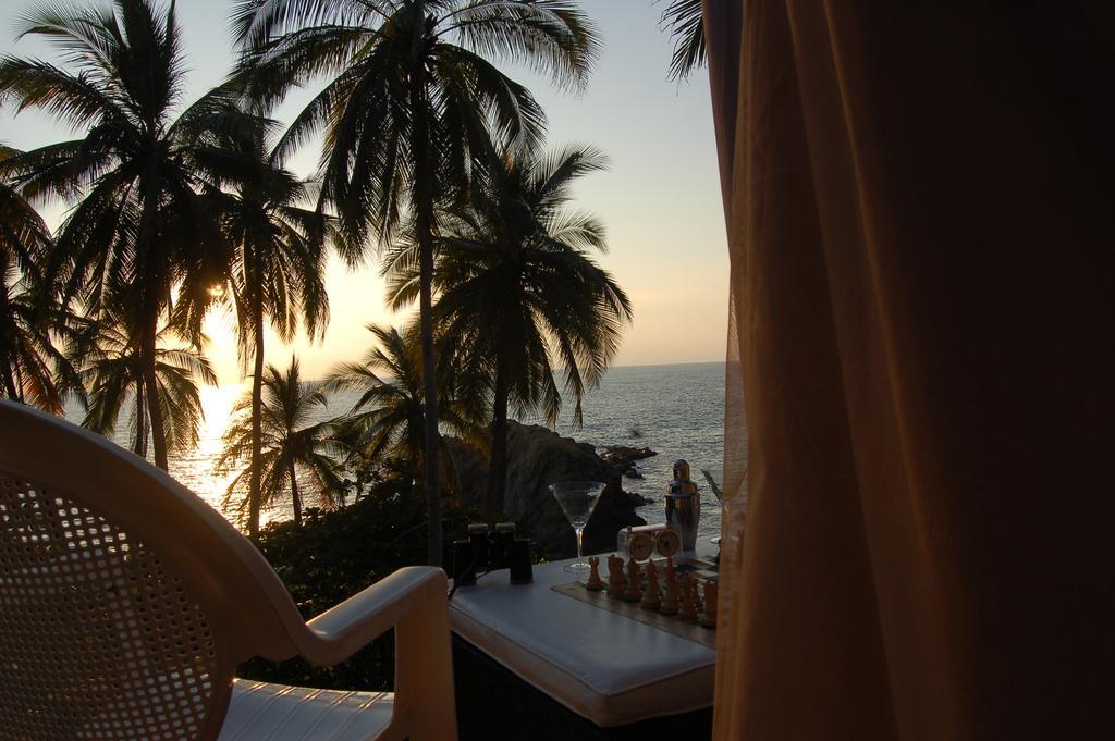 Cocos Camp Hotel Acapulco Exterior photo