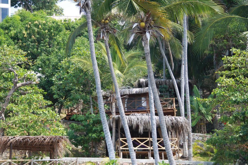 Cocos Camp Hotel Acapulco Exterior photo
